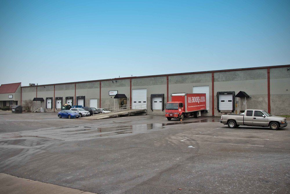 Westbelt 101: 2197-2201 Dividend Dr, Columbus, OH 43228